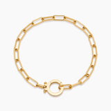 A must-have chain bracelet in the office paperclip style.