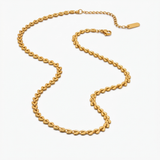 Necklace with a heart chain