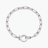 A must-have chain bracelet in the office paperclip style.